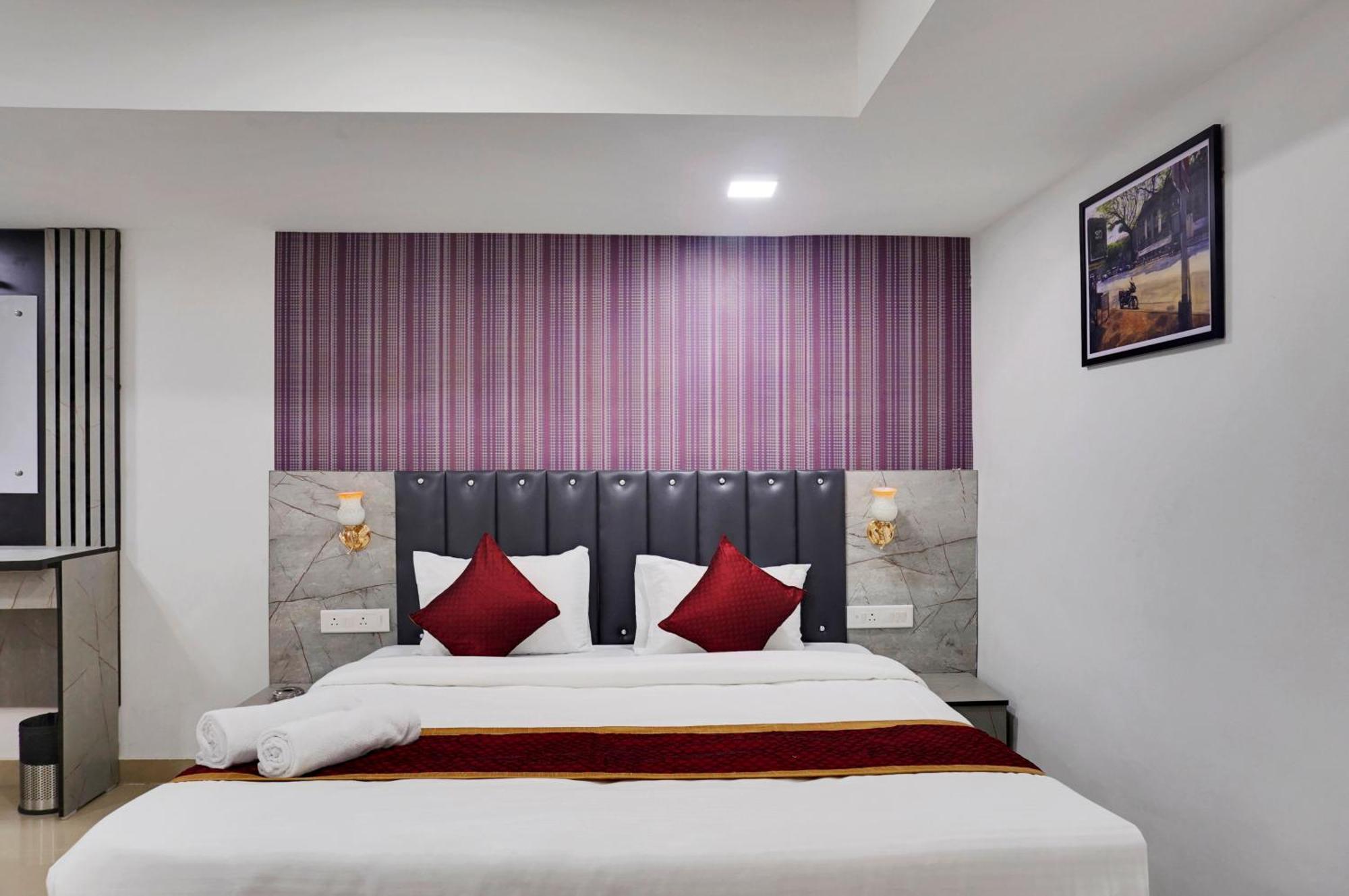 Hotel Orchard Park 浦那 外观 照片