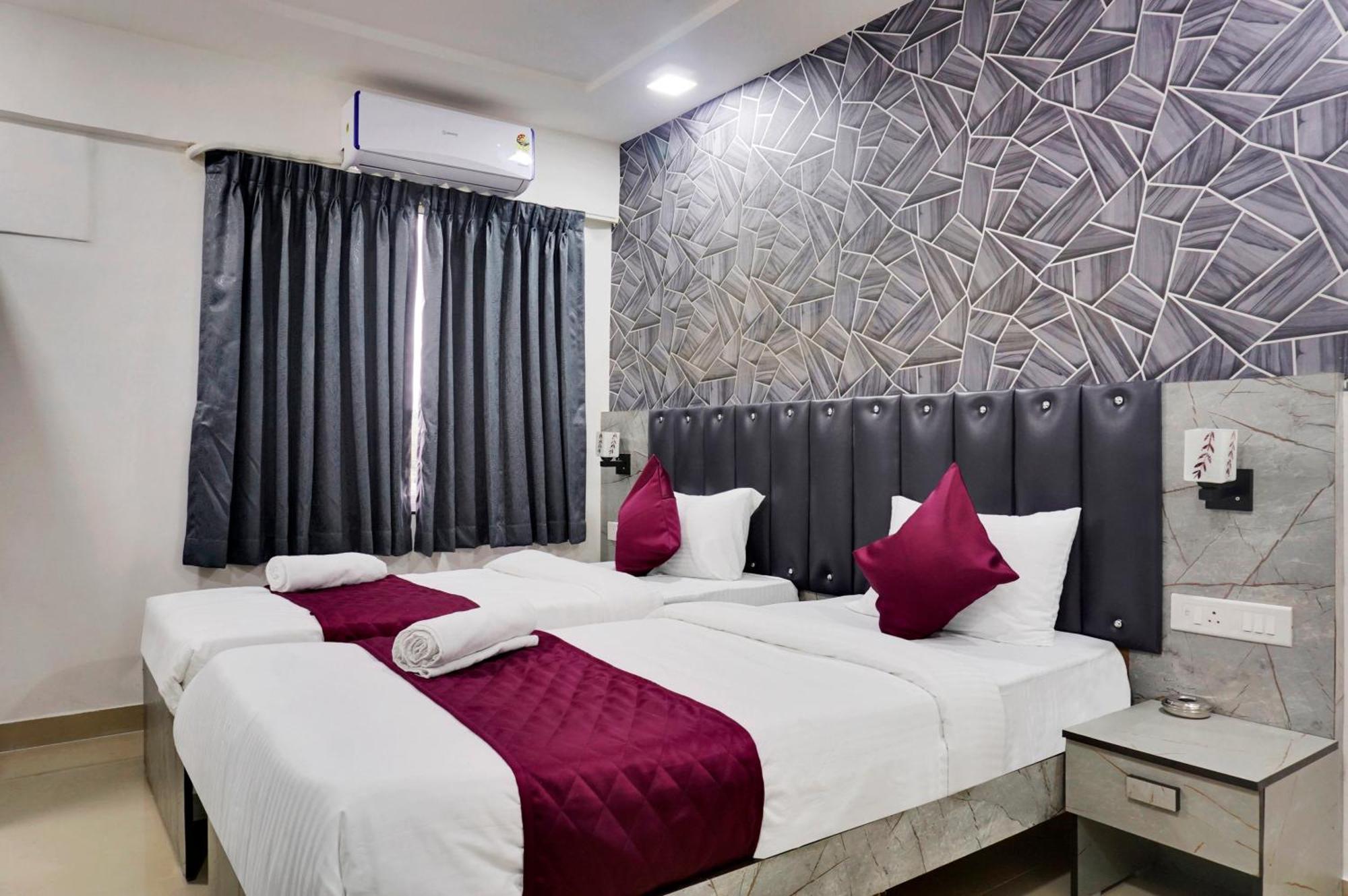 Hotel Orchard Park 浦那 外观 照片